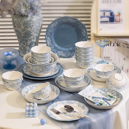Blue Danube dinnerware set – detail