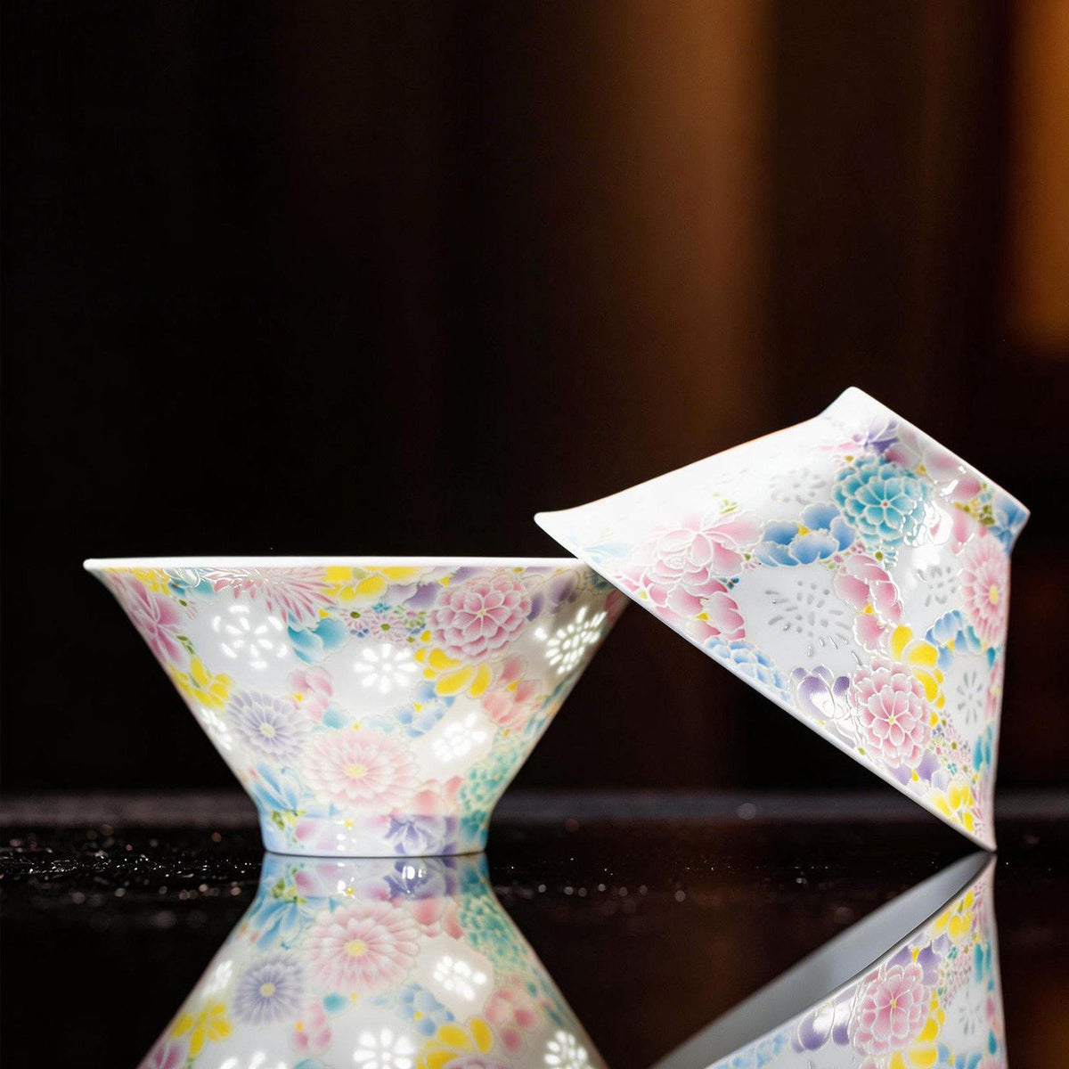 Jingdezhen Linglong Porcelain Bowl – Floral Rice-Grain