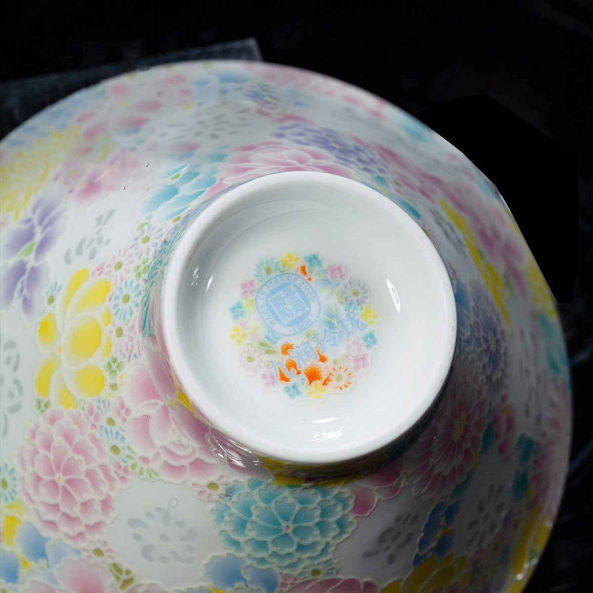 Jingdezhen Linglong Porcelain Bowl – Floral Rice-Grain