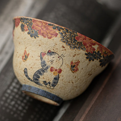 Blue-and-white cat master cup – detail