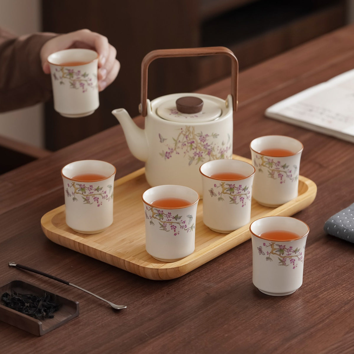 Ru-style cat gongfu tea set – detail