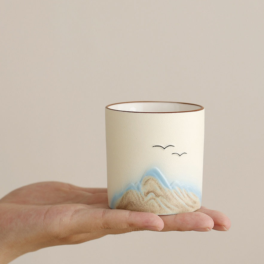 Matte distant-mountain tea set – detail