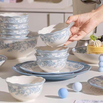 Blue Danube dinnerware set – detail
