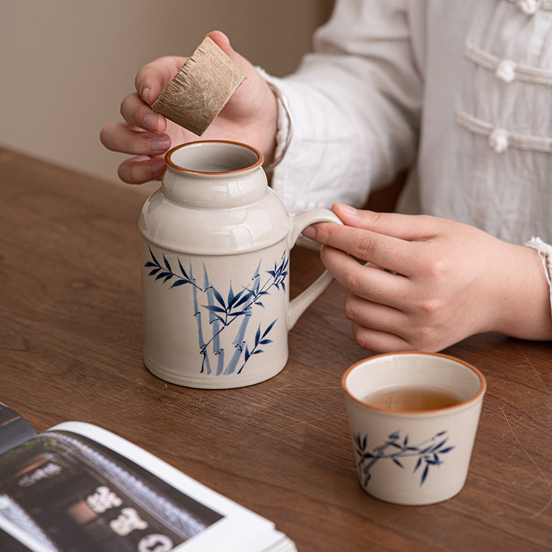 Decorative Porcelain Tea Vessel Collection