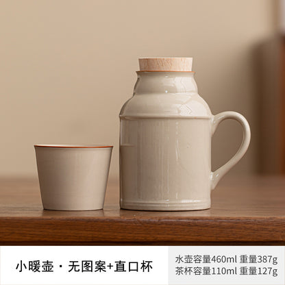 Decorative Porcelain Tea Vessel Collection