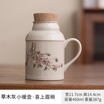 Decorative Porcelain Tea Vessel Collection