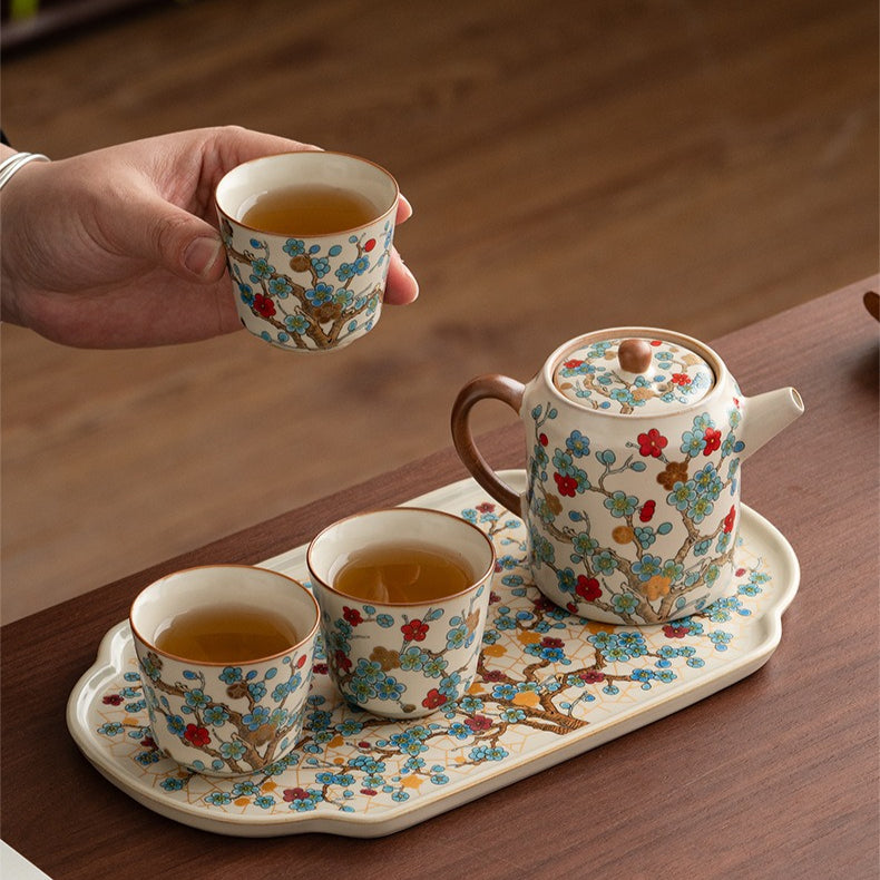Ru-Style Golden Plum tea set – detail