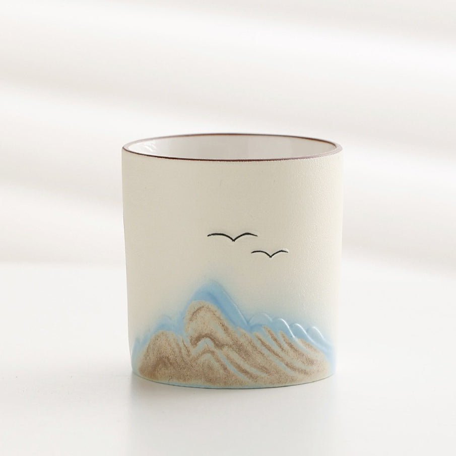 Matte distant-mountain tea set – detail
