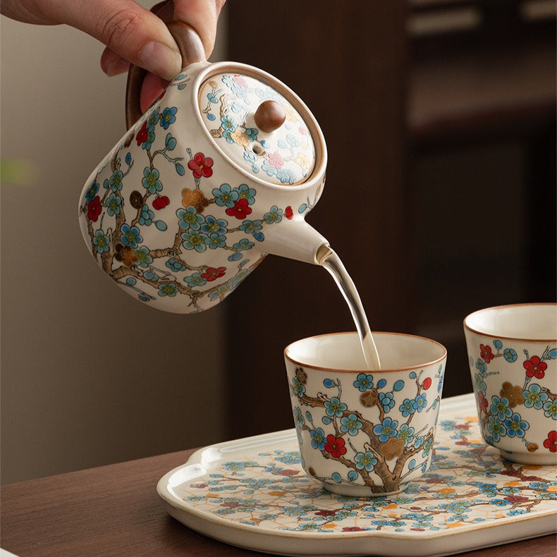 Ru-Style Golden Plum tea set – detail