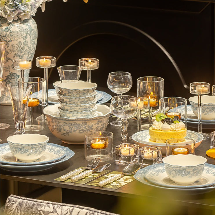 Blue Danube dinnerware set – detail