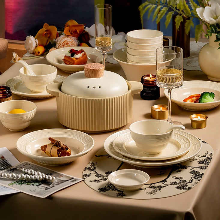 Jingdezhen milky-white dinnerware set – detail