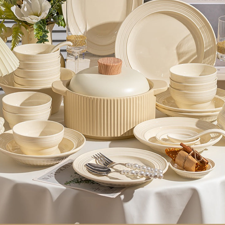 Jingdezhen milky-white dinnerware set – detail